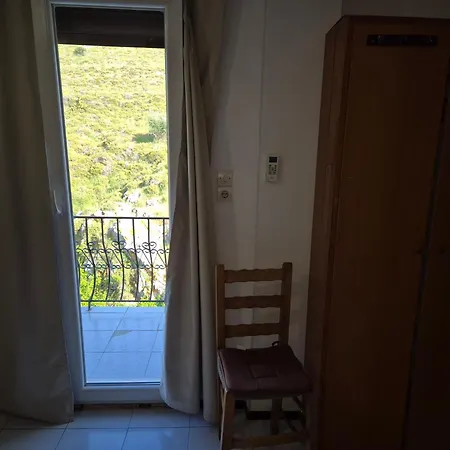 Kostas Studios Apartments - Ενοικιαζόμενα Δωμάτια Με Κουζινάκι Myrina Room photo