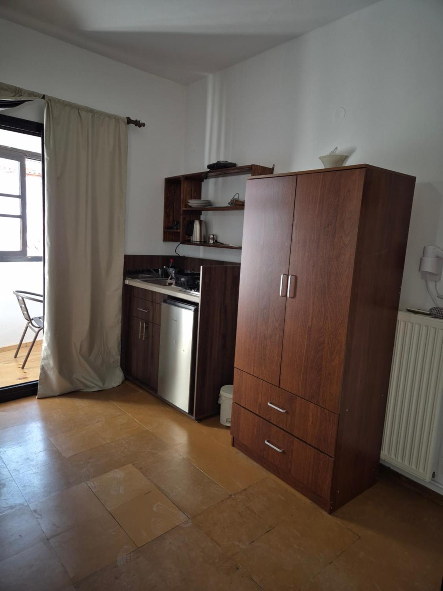 Kostas - ενοικιαζόμενα με κουζινάκι Apartment Myrina