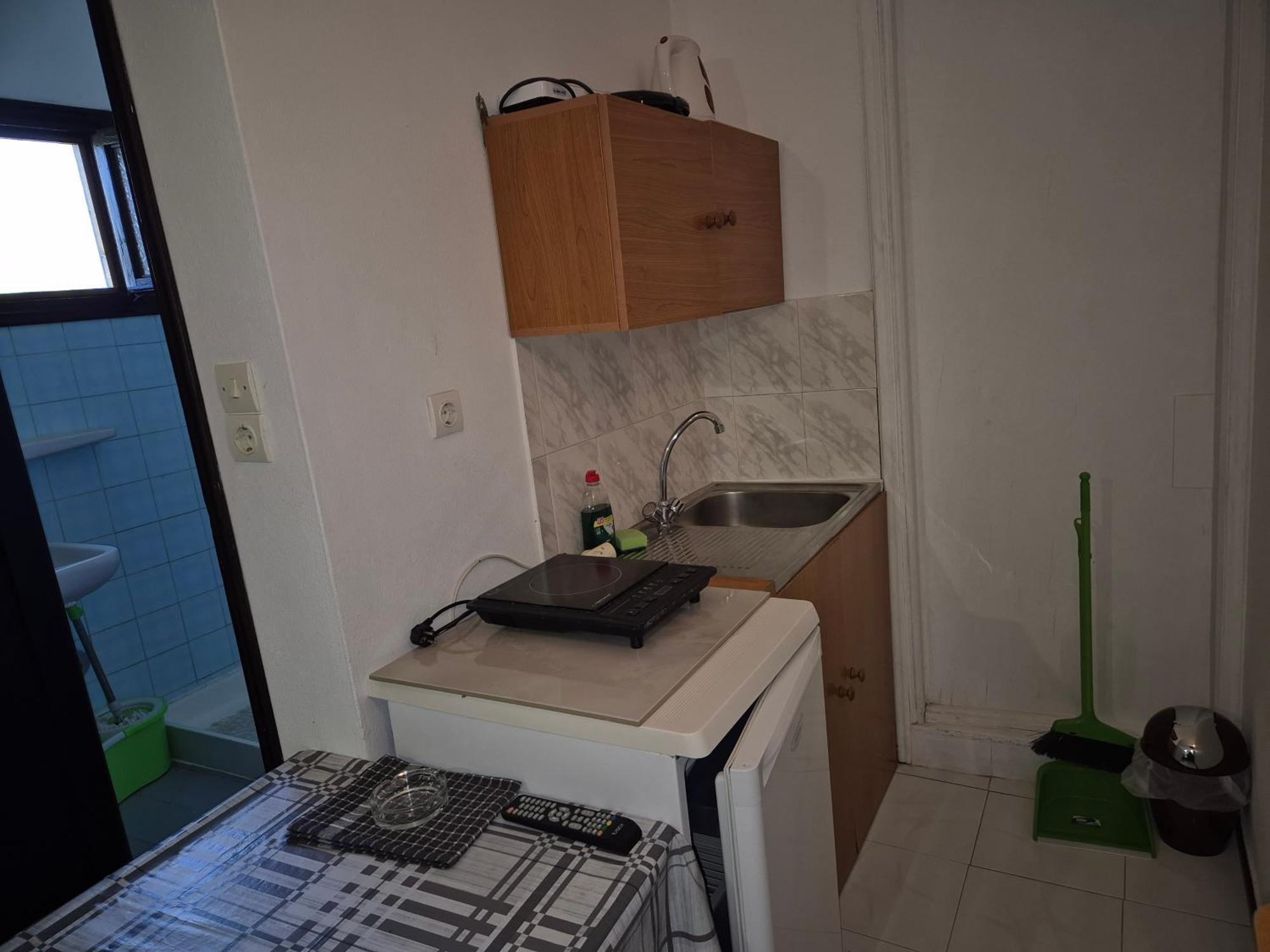Kostas - ενοικιαζόμενα με κουζινάκι Apartment *